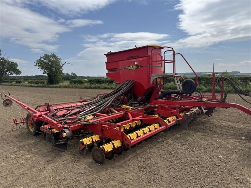 Vaderstad Rapid A800s **Video Below** - Посевной комплекс: фото 1 Vaderstad Rapid A800s **Video Below** - Посевной комплекс: фото 1