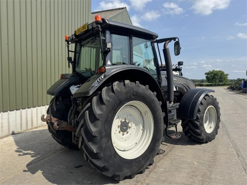 Valtra Valtra T163 Direct 50K *New Transmission* - Трактор: фото 2 Valtra Valtra T163 Direct 50K *New Transmission* - Трактор: фото 2