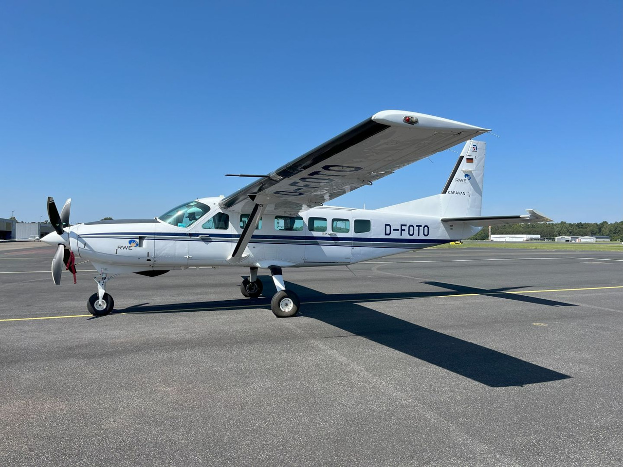 Cessna 208 Caravan I - Аэродромная техника: фото 3 Cessna 208 Caravan I - Аэродромная техника: фото 3