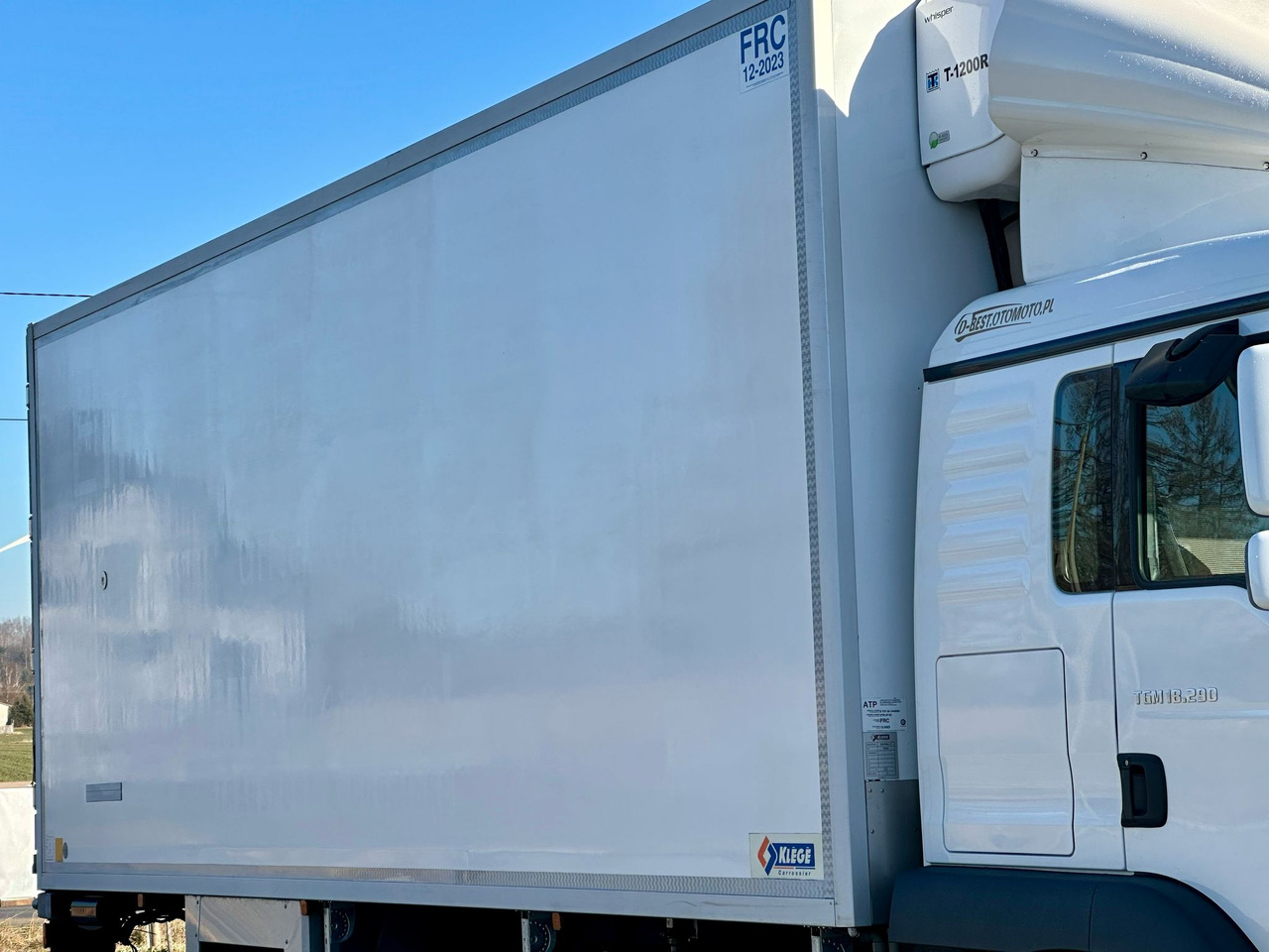 Рефрижератор MAN TGM 18.290 / CHŁODNIA / WINDA / 18 EUROPALET / NISKI PRZEBIEG / AUTOMAT/ DRUKARKA / SYPIALKA / 2018 ROK / THERMO KING 1200: фото 11 Рефрижератор MAN TGM 18.290 / CHŁODNIA / WINDA / 18 EUROPALET / NISKI PRZEBIEG / AUTOMAT/ DRUKARKA / SYPIALKA / 2018 ROK / THERMO KING 1200: фото 11