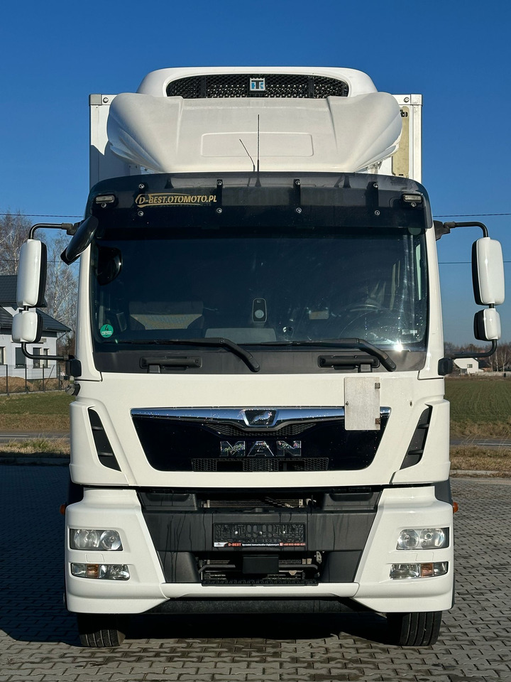 Рефрижератор MAN TGM 18.290 / CHŁODNIA / WINDA / 18 EUROPALET / NISKI PRZEBIEG / AUTOMAT/ DRUKARKA / SYPIALKA / 2018 ROK / THERMO KING 1200: фото 8 Рефрижератор MAN TGM 18.290 / CHŁODNIA / WINDA / 18 EUROPALET / NISKI PRZEBIEG / AUTOMAT/ DRUKARKA / SYPIALKA / 2018 ROK / THERMO KING 1200: фото 8