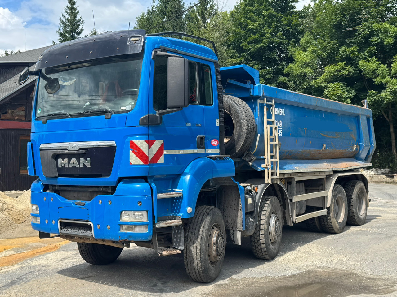 MAN TGS 35.440 / WYWROTKA / 8X8 / TYLNOZSYPOWA / 220 TYS KM / 2015 / E5 - Самосвал: фото 2 MAN TGS 35.440 / WYWROTKA / 8X8 / TYLNOZSYPOWA / 220 TYS KM / 2015 / E5 - Самосвал: фото 2