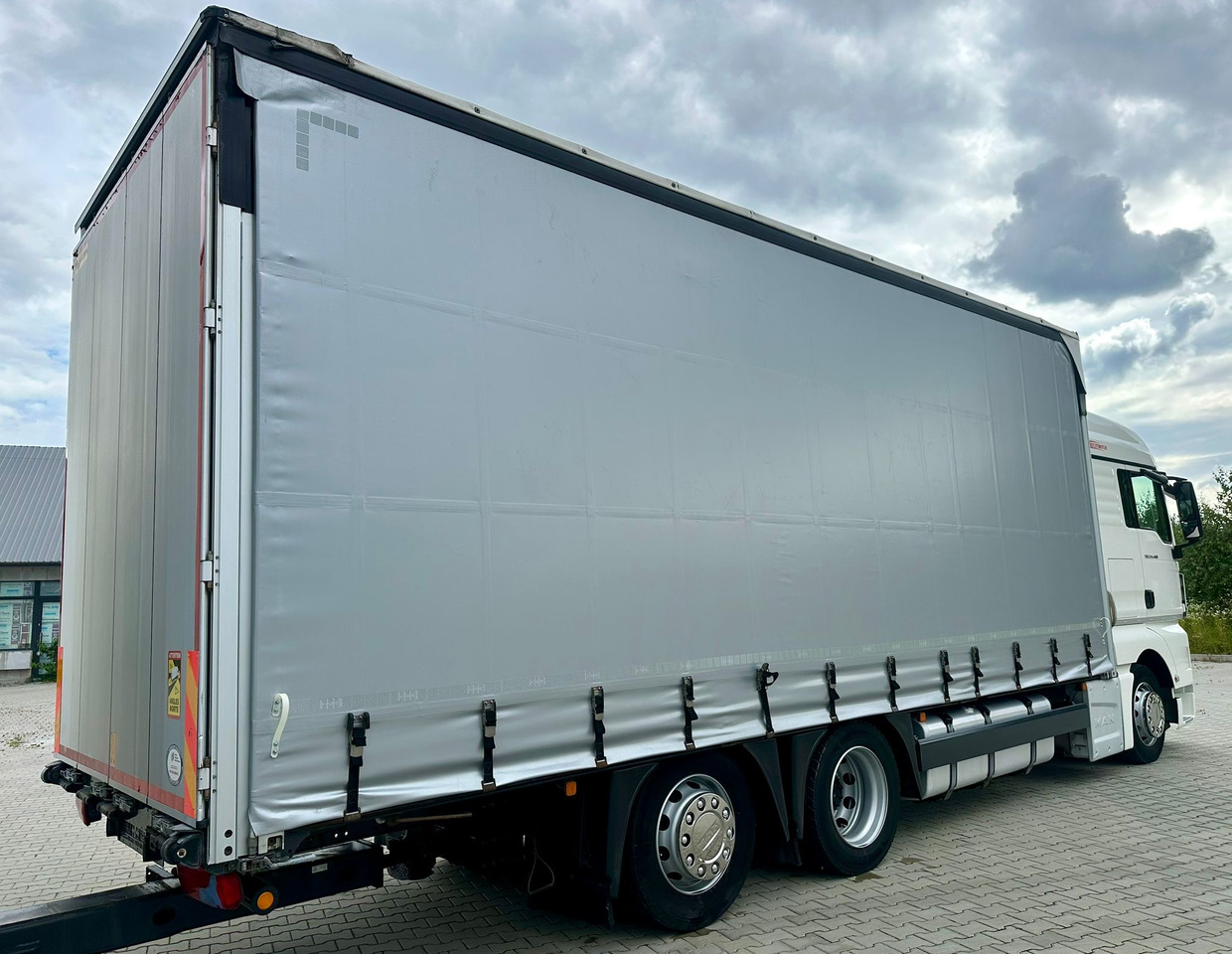 MAN TGX 26.460 / ZESTAW PRZEJAZDOWY / 38 PALET / AUTOMAT / SYPIALKA / PRZYCZEPA WIELTON / 2019 ROK / NISKI PRZEBIEG - Тентованный грузовик: фото 5 MAN TGX 26.460 / ZESTAW PRZEJAZDOWY / 38 PALET / AUTOMAT / SYPIALKA / PRZYCZEPA WIELTON / 2019 ROK / NISKI PRZEBIEG - Тентованный грузовик: фото 5