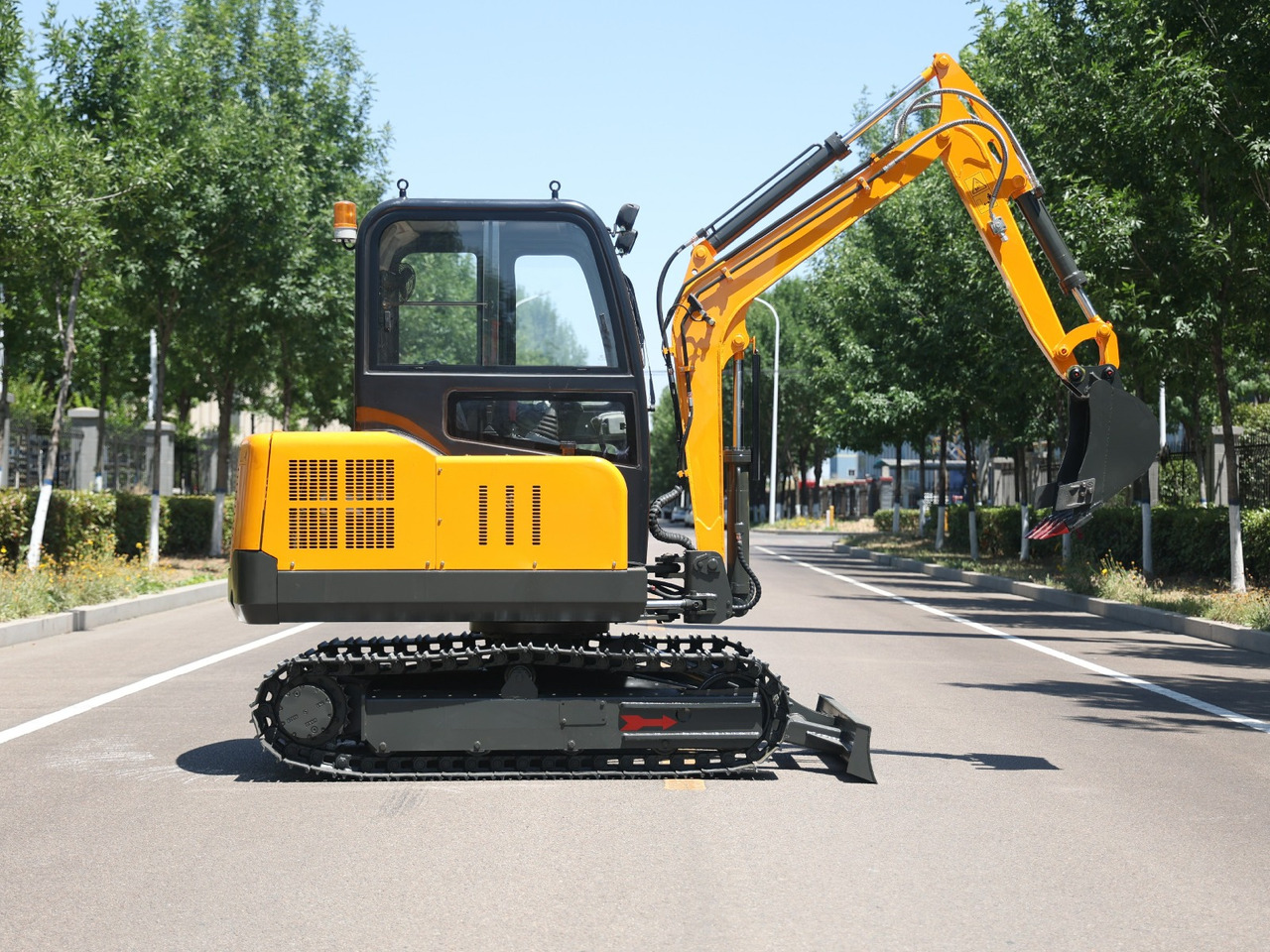 Müller Machinery Diesel Mini excavator 4 ton - Müller Machinery MB 40 - KSH Xinchai 4D32 Motor - Мини-экскаватор: фото 2 Müller Machinery Diesel Mini excavator 4 ton - Müller Machinery MB 40 - KSH Xinchai 4D32 Motor - Мини-экскаватор: фото 2