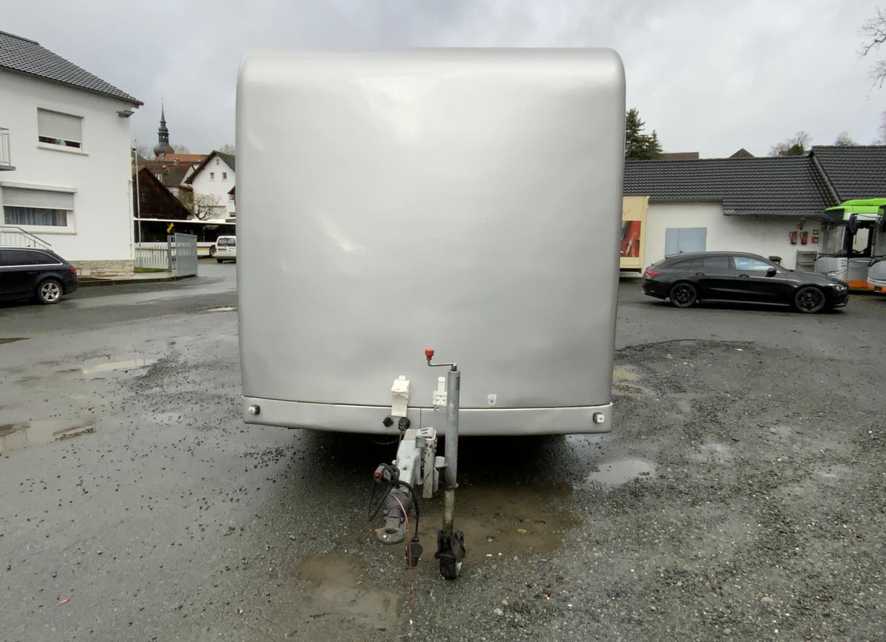 Kässbohrer Universal 261 - Прицеп-фургон: фото 5 Kässbohrer Universal 261 - Прицеп-фургон: фото 5