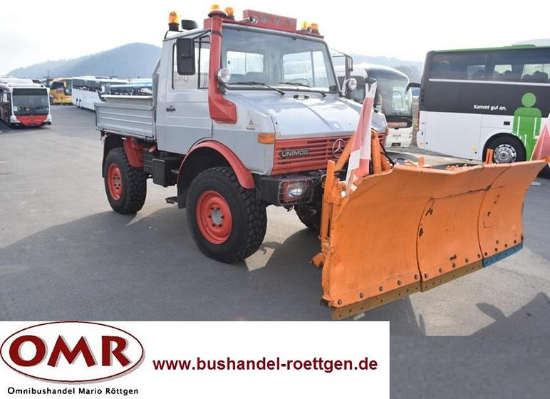 Mercedes-Benz Unimog 424 - Самосвал: фото 1 Mercedes-Benz Unimog 424 - Самосвал: фото 1