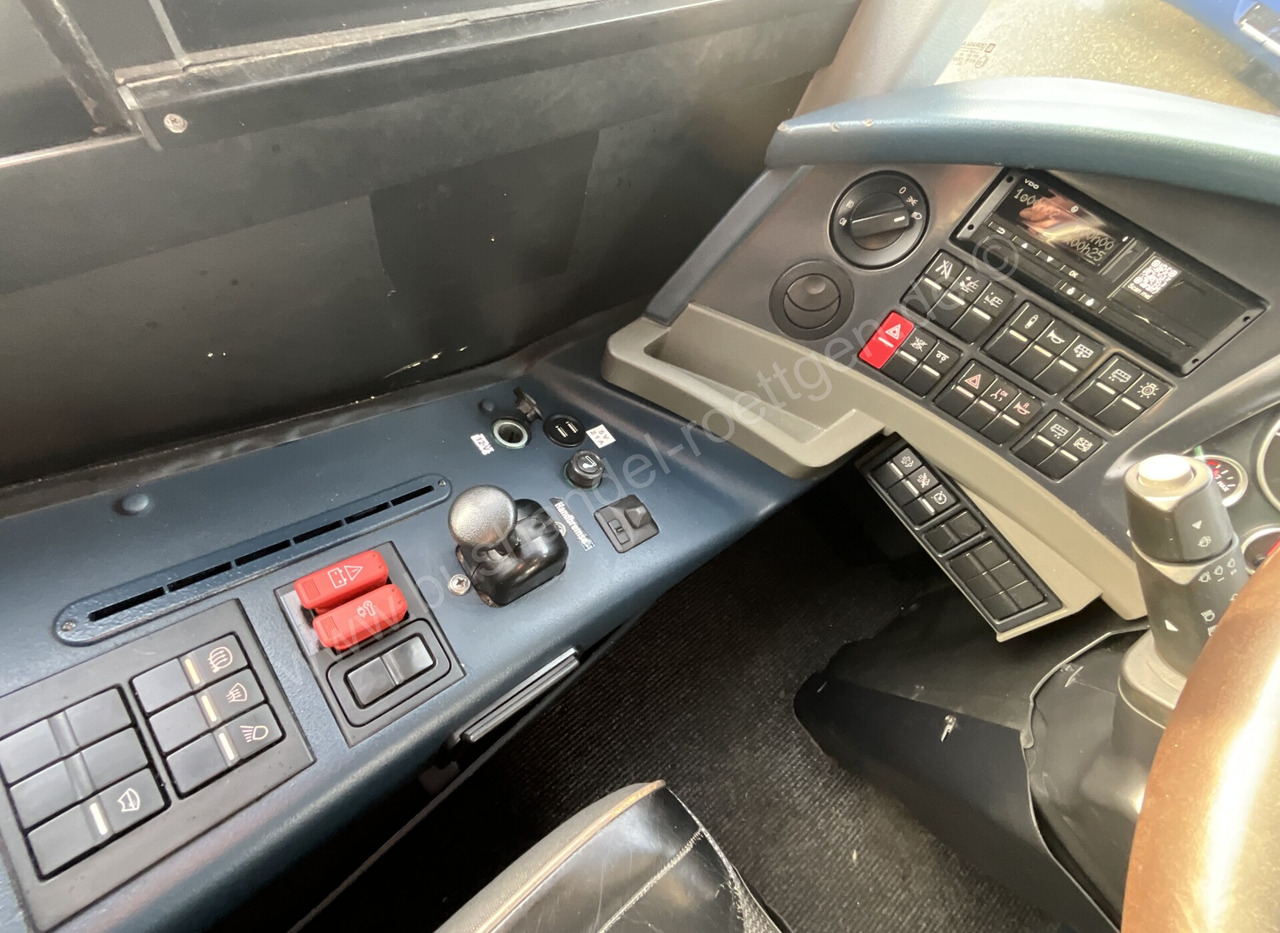 Двухэтажный автобус Neoplan Skyliner L P06: фото 29 Двухэтажный автобус Neoplan Skyliner L P06: фото 29