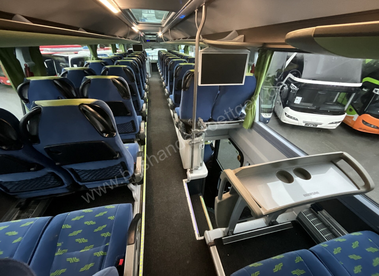 Двухэтажный автобус Neoplan Skyliner L P06: фото 23 Двухэтажный автобус Neoplan Skyliner L P06: фото 23