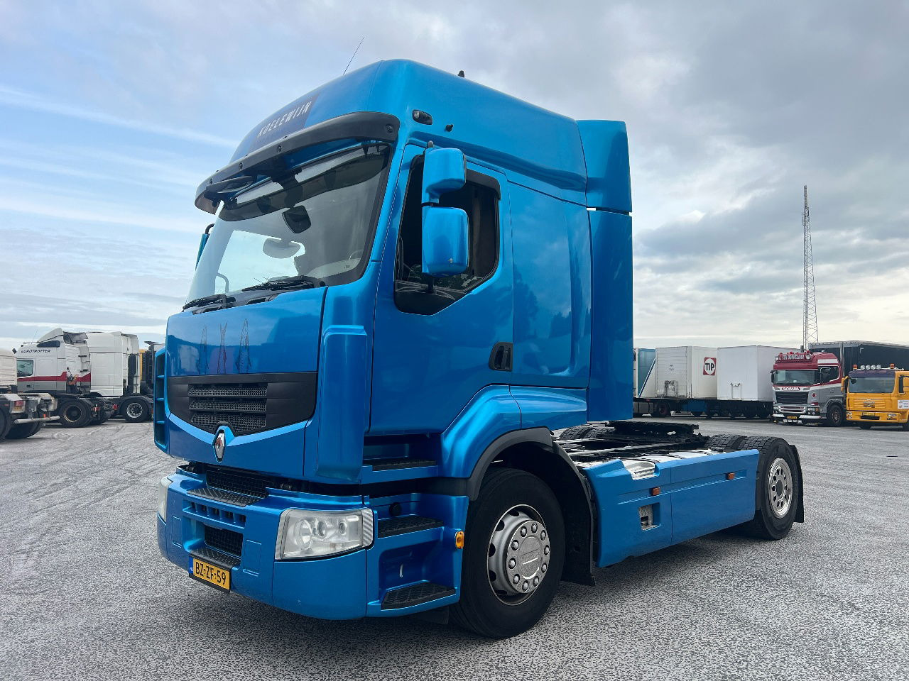 Тягач Renault Premium 410 Full spoilers, NL Truck: фото 1