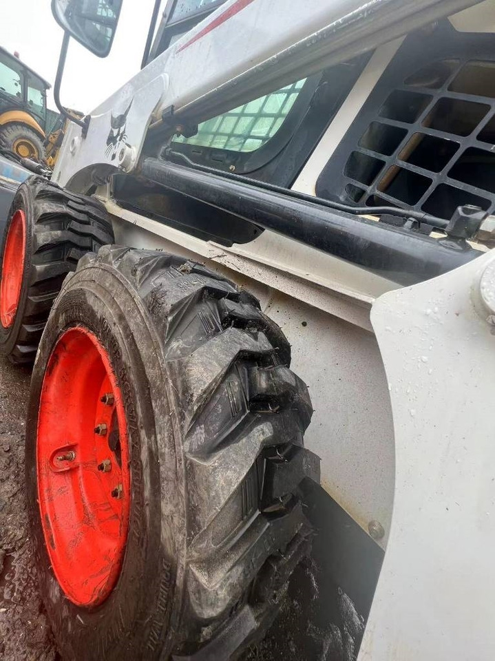 Bobcat S 450 - Мини-погрузчик с бортовым поворотом: фото 5 Bobcat S 450 - Мини-погрузчик с бортовым поворотом: фото 5