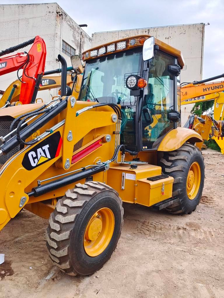 CAT 100% new caterpillar 420 F - Экскаватор-погрузчик: фото 1 CAT 100% new caterpillar 420 F - Экскаватор-погрузчик: фото 1