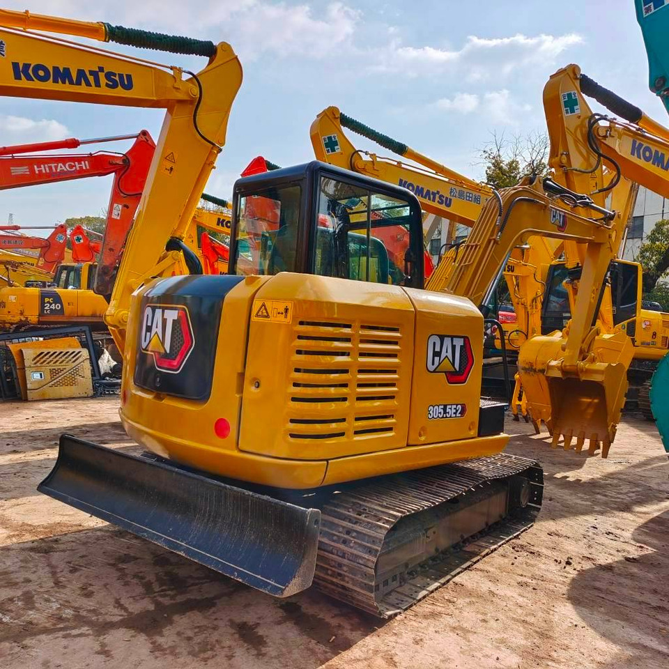 CAT 305.5 E - Мини-экскаватор: фото 1 CAT 305.5 E - Мини-экскаватор: фото 1