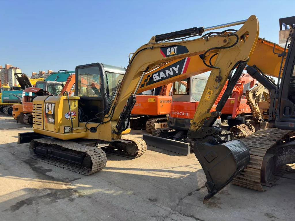 CAT 306E - Мини-экскаватор: фото 2 CAT 306E - Мини-экскаватор: фото 2