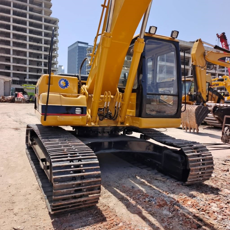 CAT 320 B L - Гусеничный экскаватор: фото 5 CAT 320 B L - Гусеничный экскаватор: фото 5