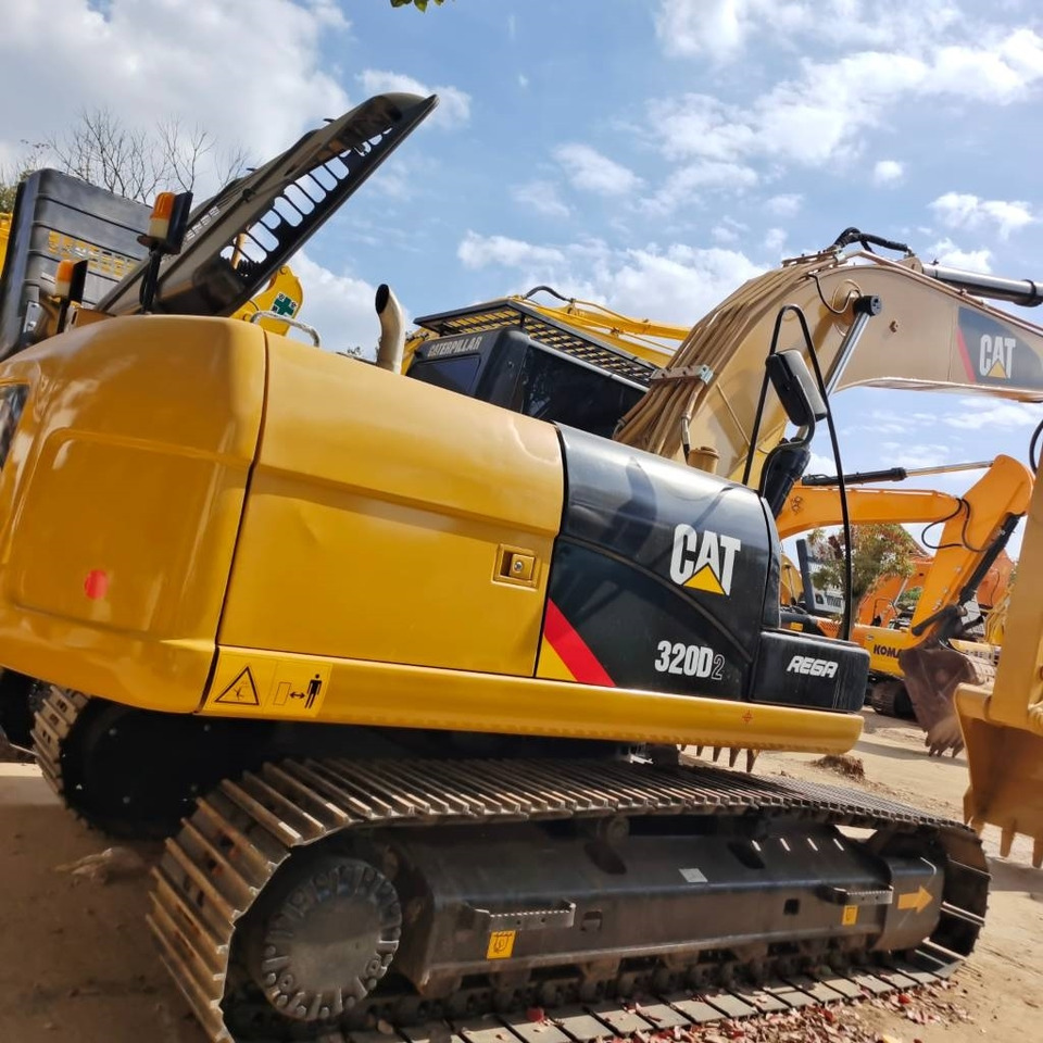 CAT 320 D2 - Гусеничный экскаватор: фото 5 CAT 320 D2 - Гусеничный экскаватор: фото 5