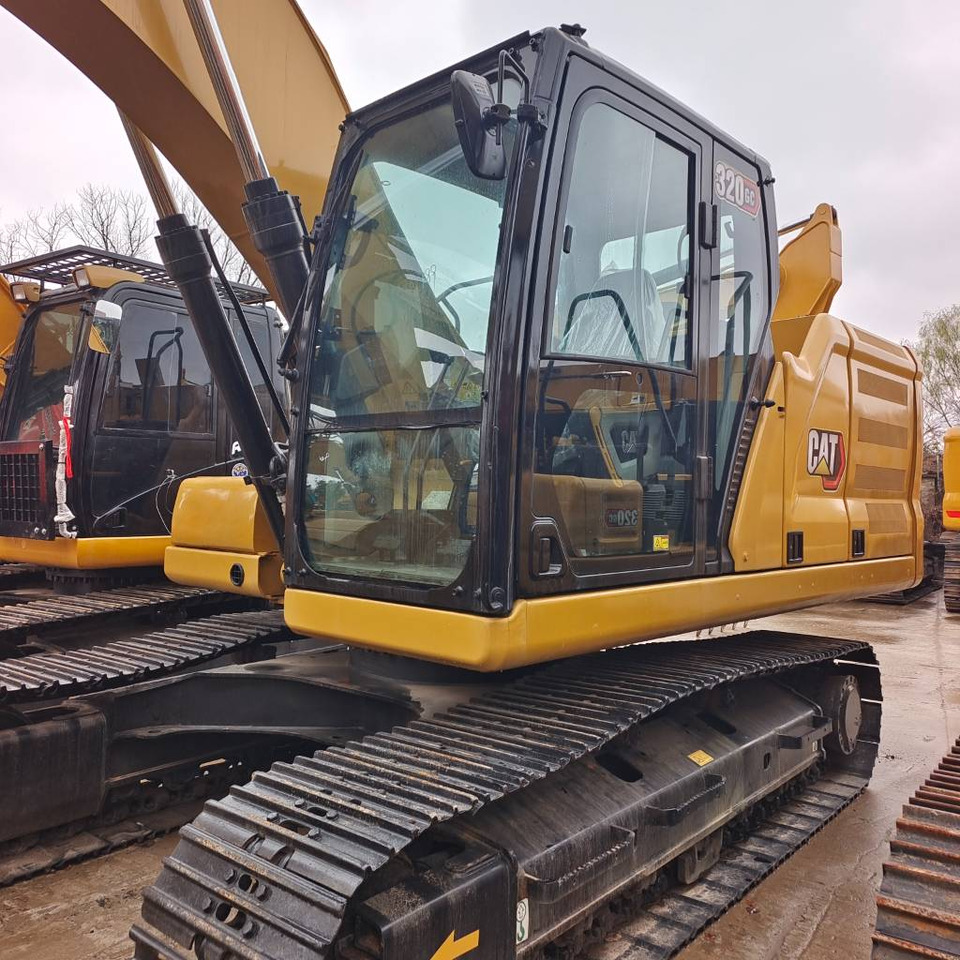 CAT 320GC - Гусеничный экскаватор: фото 1 CAT 320GC - Гусеничный экскаватор: фото 1