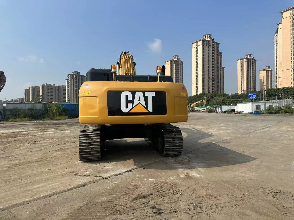 CAT 330 D - Гусеничный экскаватор: фото 5 CAT 330 D - Гусеничный экскаватор: фото 5
