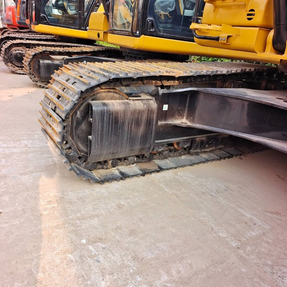 CAT 336 GC - Гусеничный экскаватор: фото 2 CAT 336 GC - Гусеничный экскаватор: фото 2