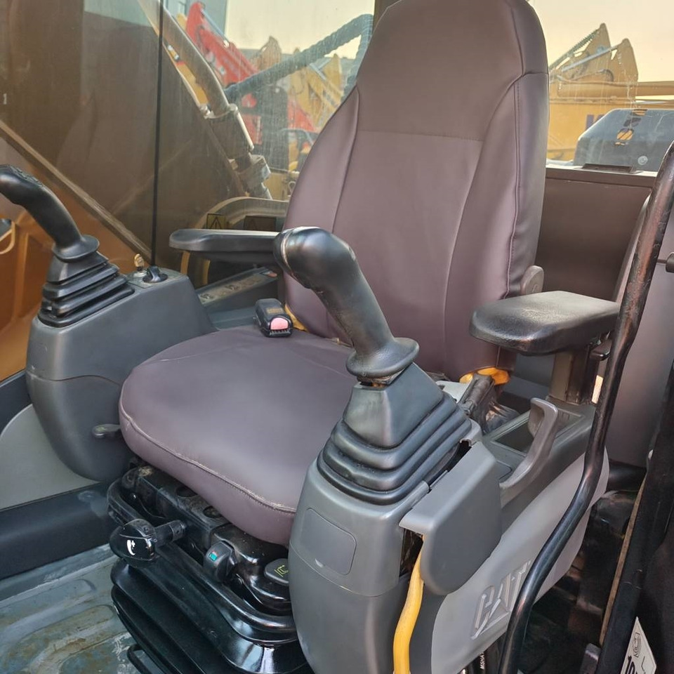 CAT 336D2 - Гусеничный экскаватор: фото 4 CAT 336D2 - Гусеничный экскаватор: фото 4