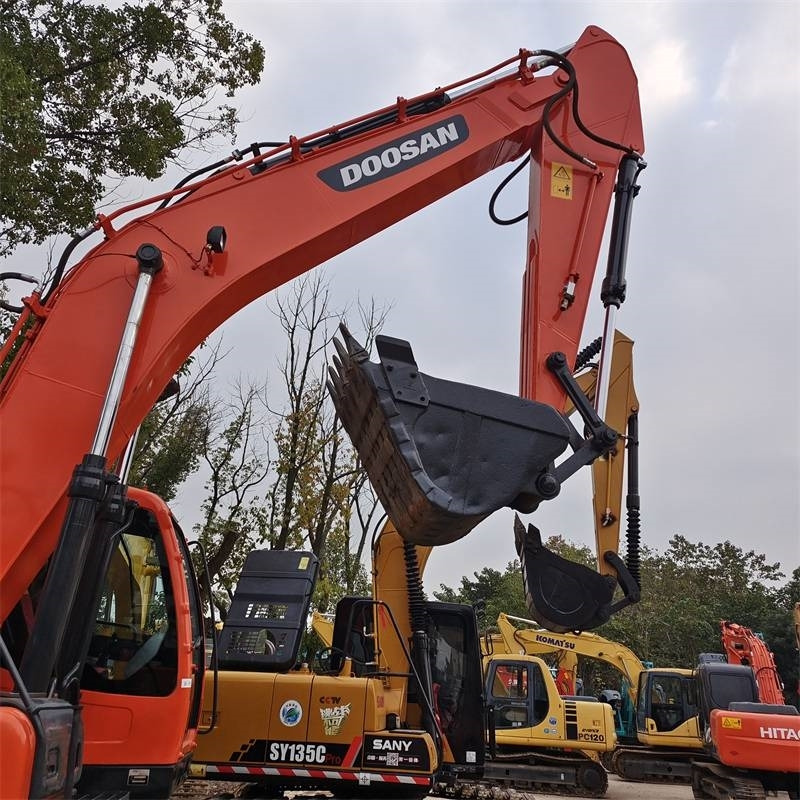 Doosan DX 225 - Гусеничный экскаватор: фото 4 Doosan DX 225 - Гусеничный экскаватор: фото 4