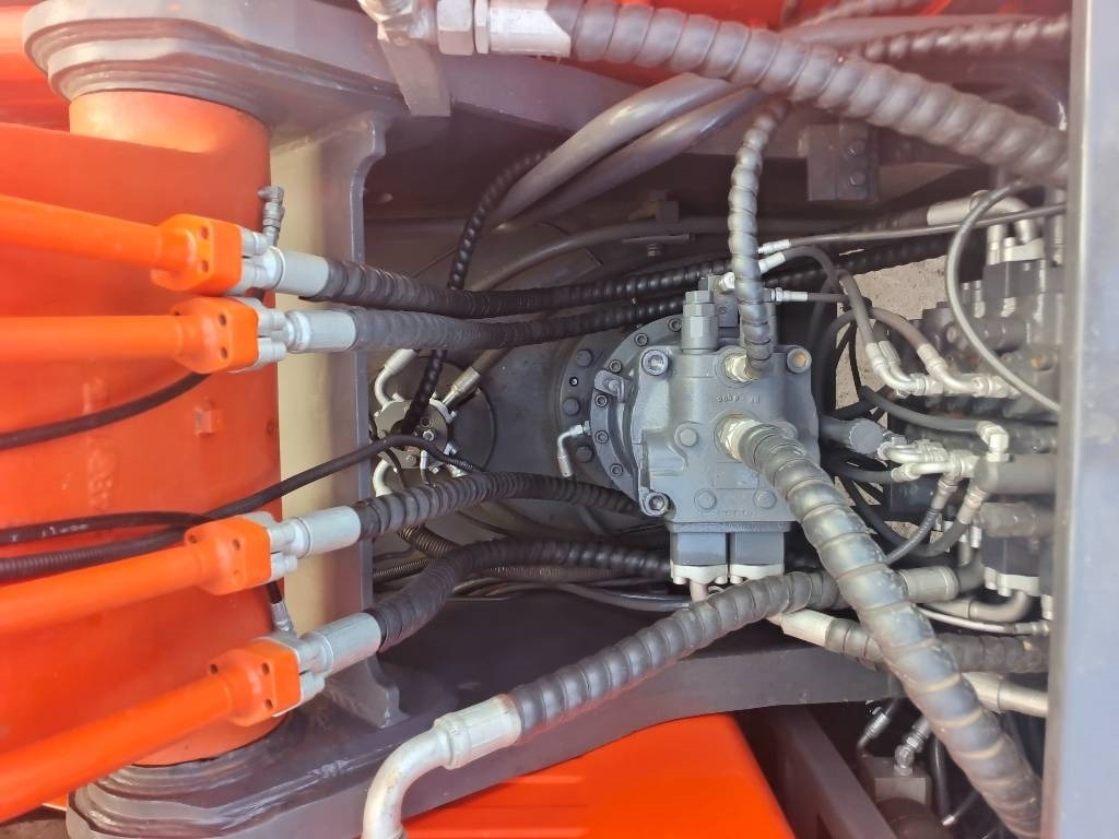 Гусеничный экскаватор Doosan DX 225 LC: фото 41 Гусеничный экскаватор Doosan DX 225 LC: фото 41