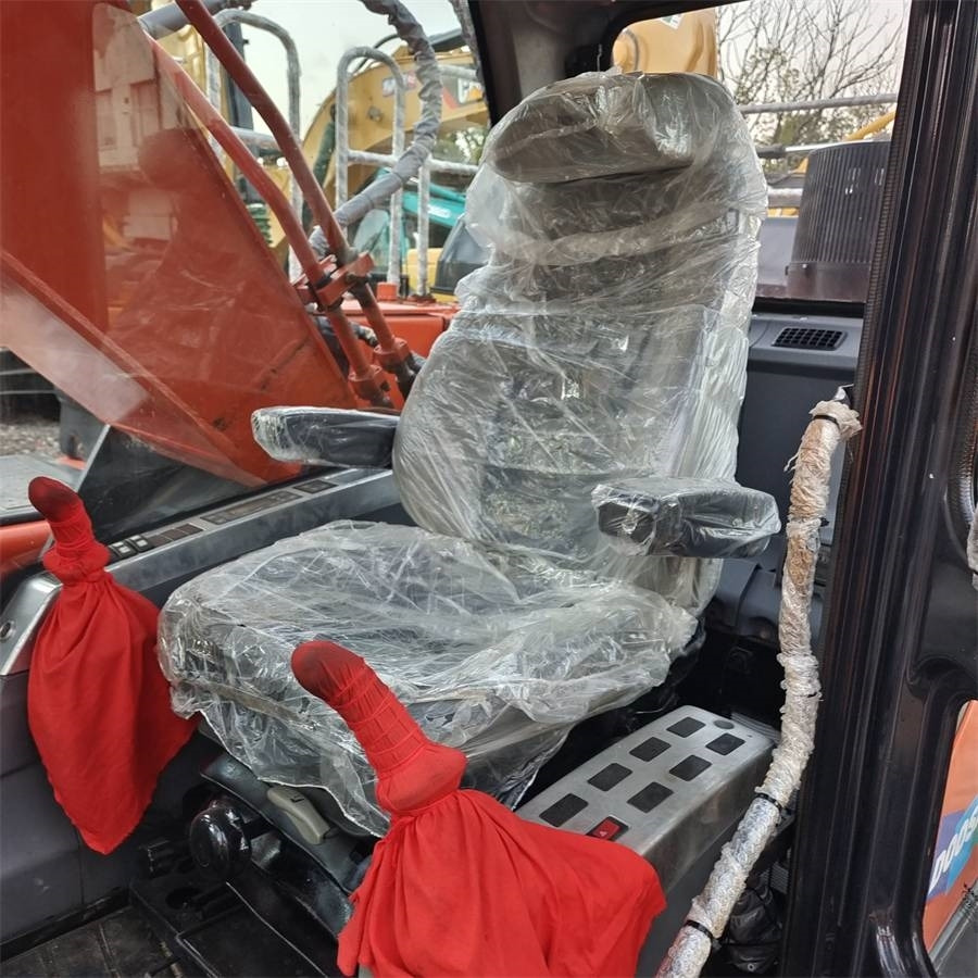 Doosan DX 300 LC - Гусеничный экскаватор: фото 4 Doosan DX 300 LC - Гусеничный экскаватор: фото 4