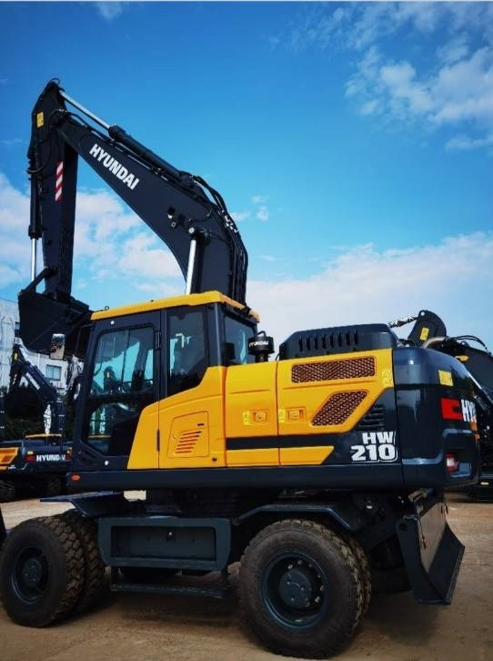 Hyundai 210W-9 - Колёсный экскаватор: фото 5 Hyundai 210W-9 - Колёсный экскаватор: фото 5