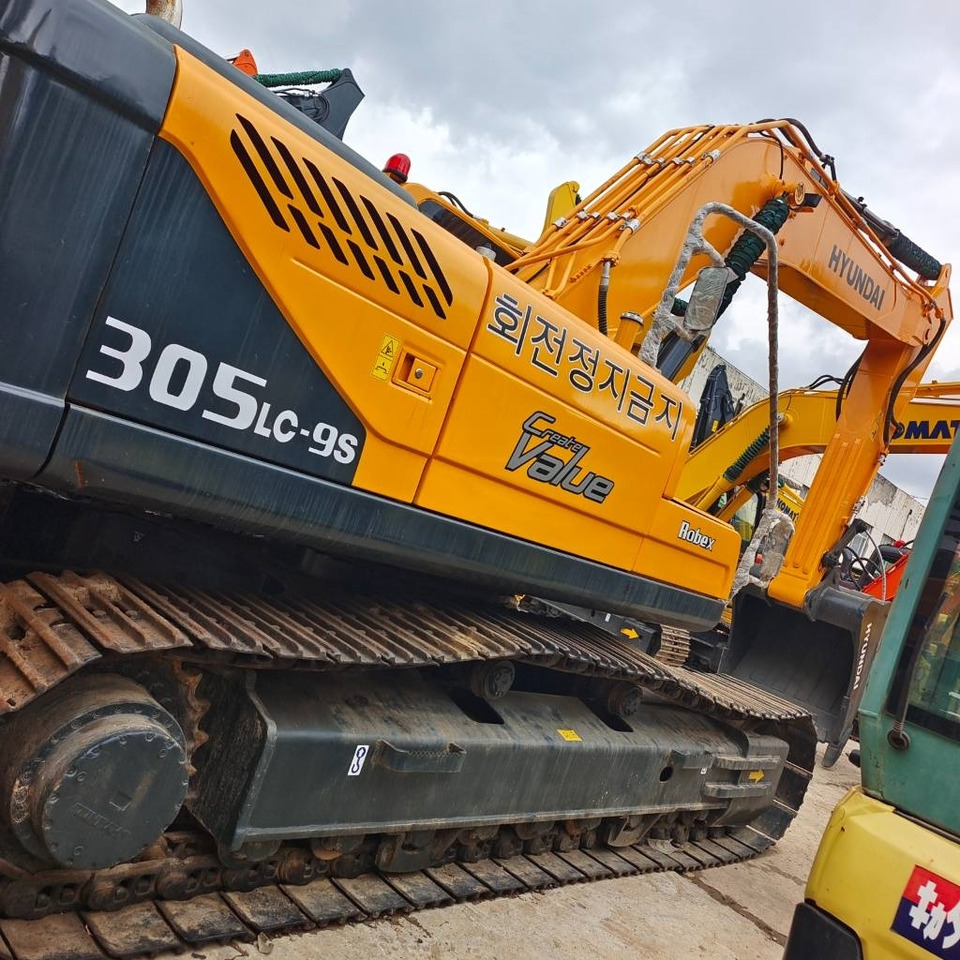 Hyundai 305LC - Гусеничный экскаватор: фото 2 Hyundai 305LC - Гусеничный экскаватор: фото 2