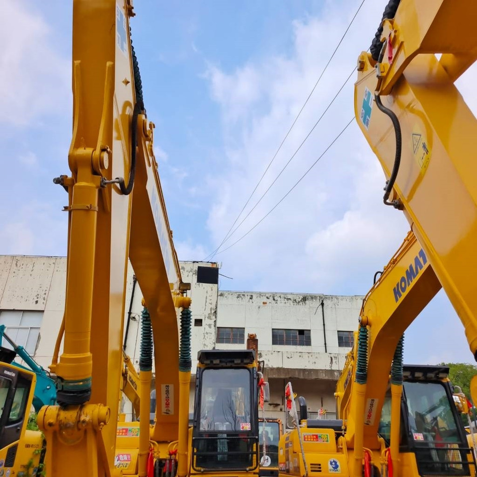 Гусеничный экскаватор Komatsu PC 200-8: фото 14 Гусеничный экскаватор Komatsu PC 200-8: фото 14