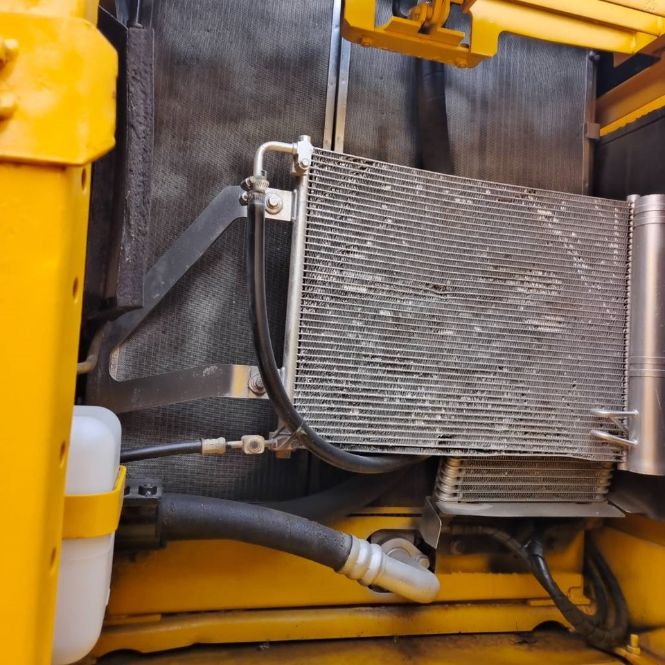 Komatsu PC 200-8 - Гусеничный экскаватор: фото 4 Komatsu PC 200-8 - Гусеничный экскаватор: фото 4