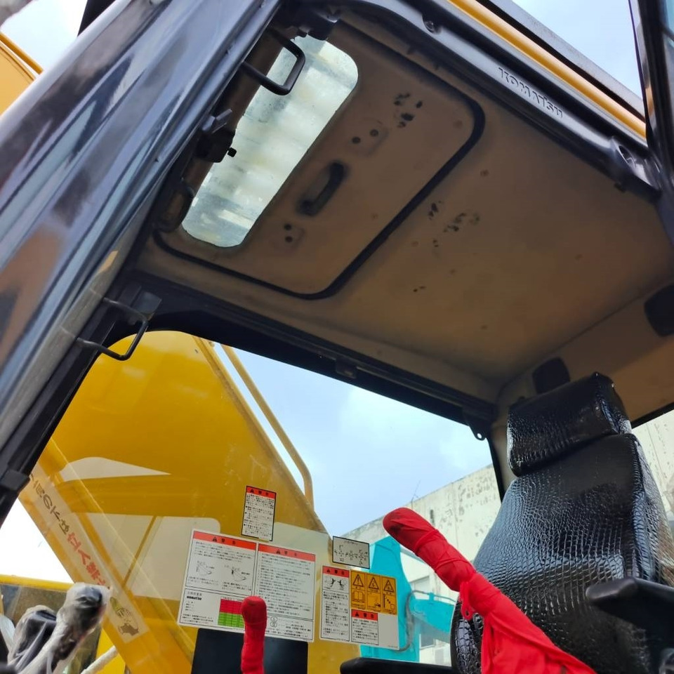 Гусеничный экскаватор Komatsu PC 200-8: фото 8 Гусеничный экскаватор Komatsu PC 200-8: фото 8