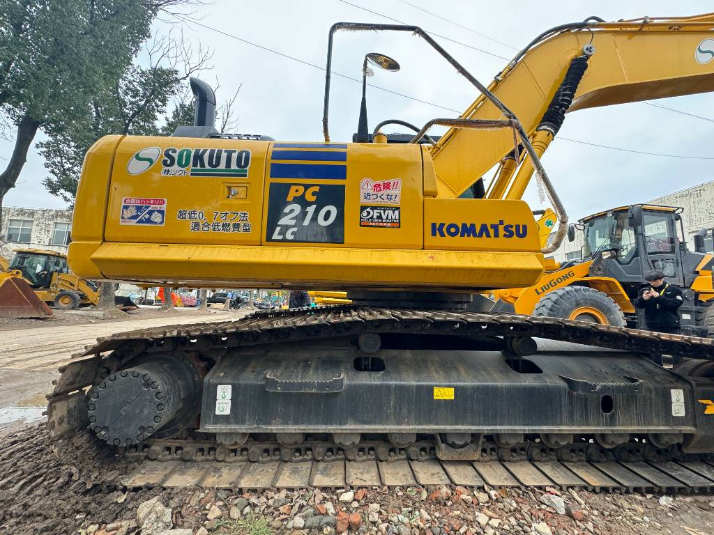 Komatsu PC 210 LC-8 - Гусеничный экскаватор: фото 4 Komatsu PC 210 LC-8 - Гусеничный экскаватор: фото 4