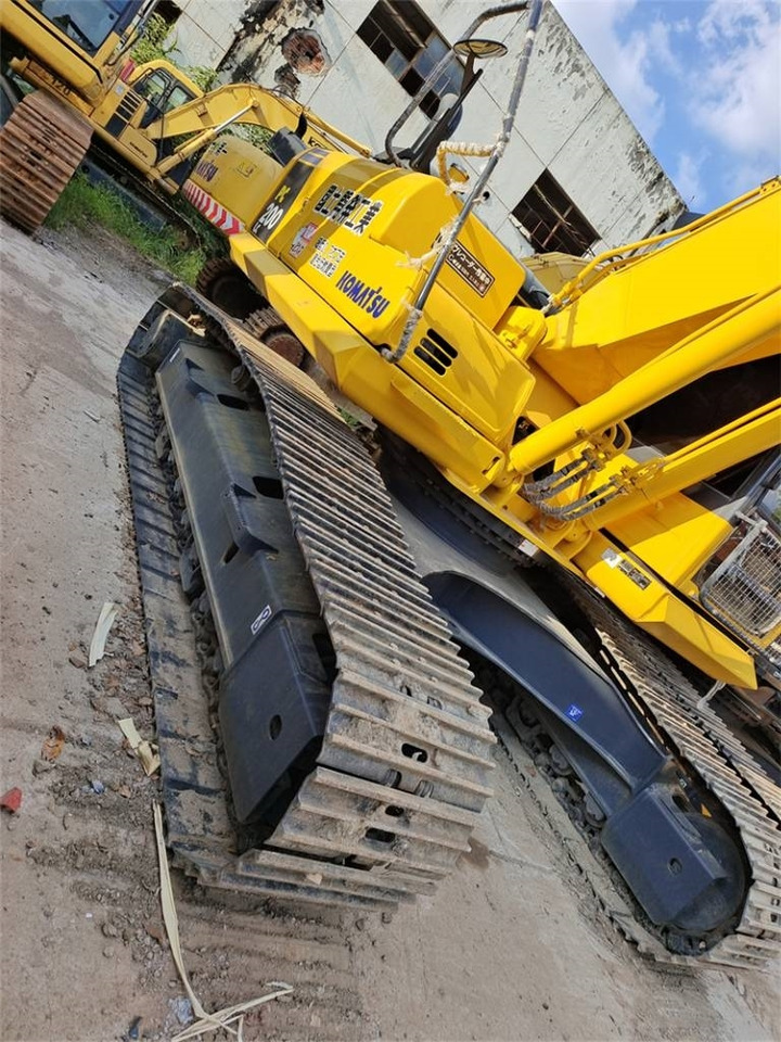 Komatsu PC 220 - Гусеничный экскаватор: фото 5 Komatsu PC 220 - Гусеничный экскаватор: фото 5