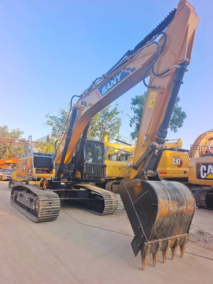 Sany SY 215 H - Гусеничный экскаватор: фото 1 Sany SY 215 H - Гусеничный экскаватор: фото 1