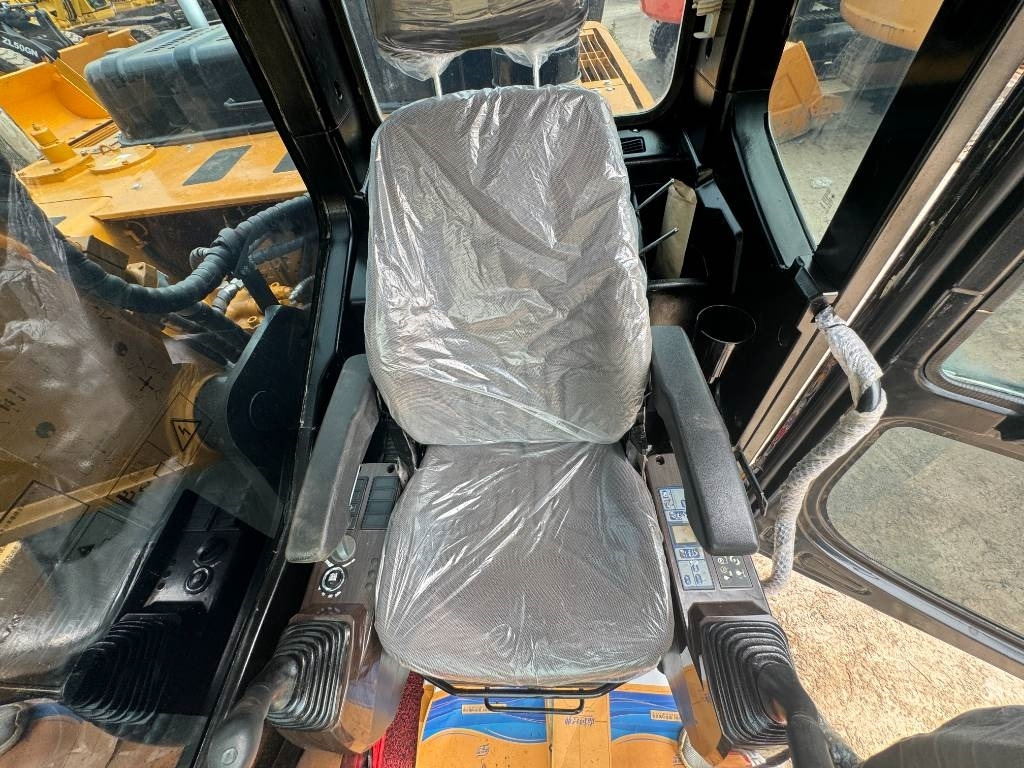 Sany SY 215 H - Гусеничный экскаватор: фото 3 Sany SY 215 H - Гусеничный экскаватор: фото 3