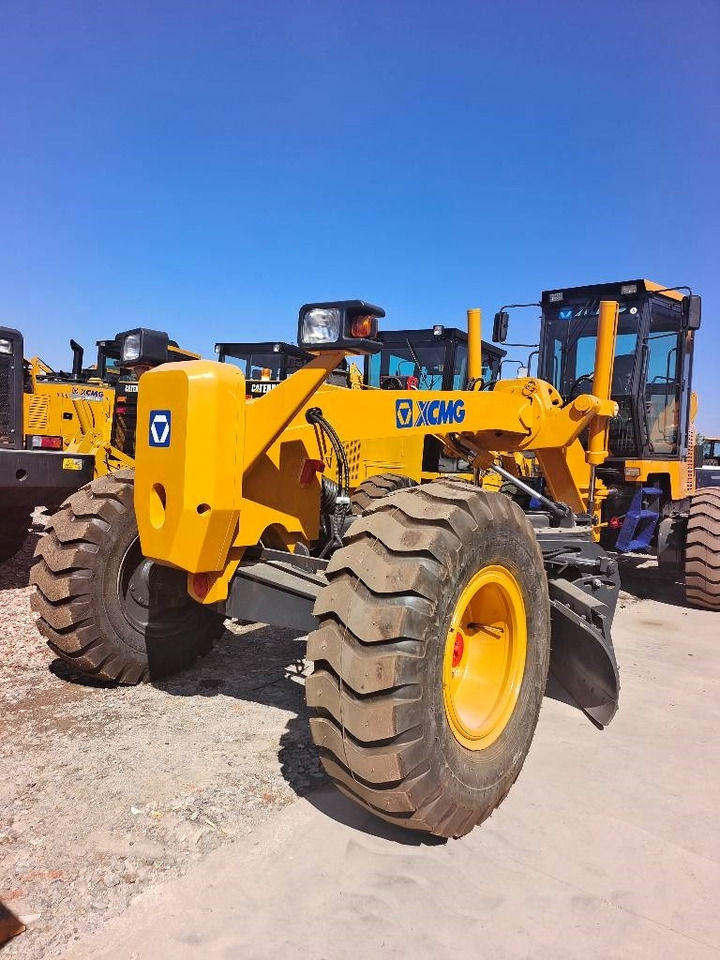 XCMG GR 180 - Грейдер: фото 4 XCMG GR 180 - Грейдер: фото 4