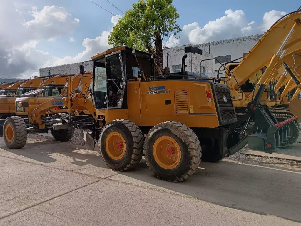 XCMG GR 2153 - Грейдер: фото 3 XCMG GR 2153 - Грейдер: фото 3