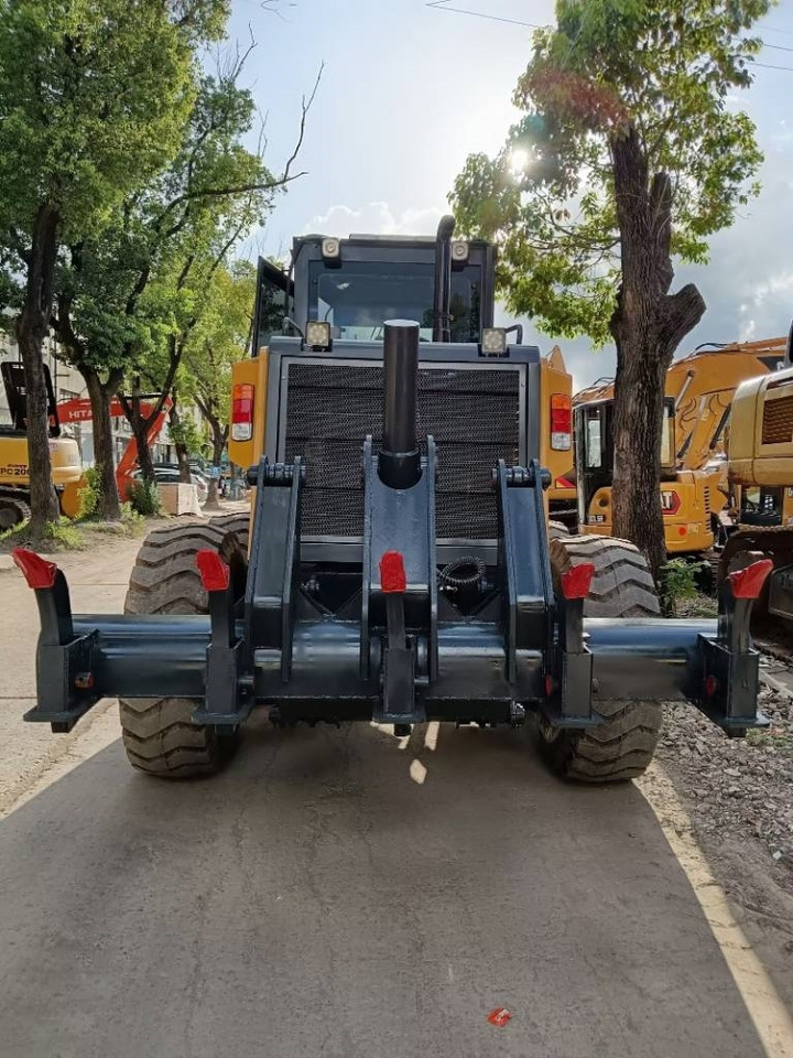 XCMG GR 2153 - Грейдер: фото 2 XCMG GR 2153 - Грейдер: фото 2