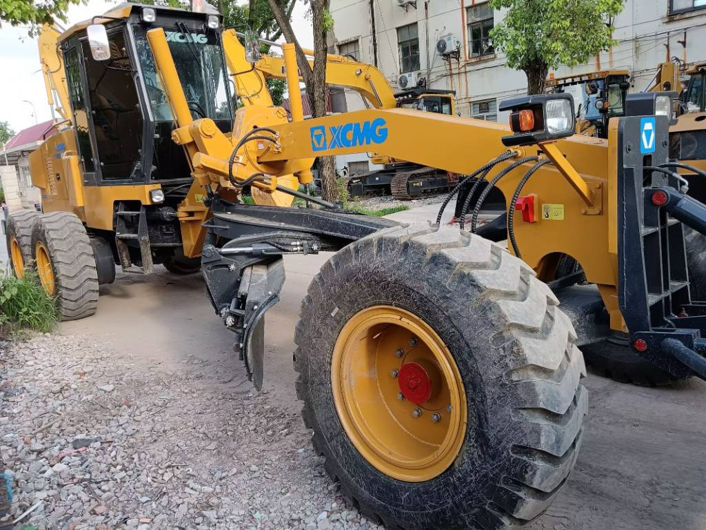 Грейдер XCMG GR2153: фото 10
