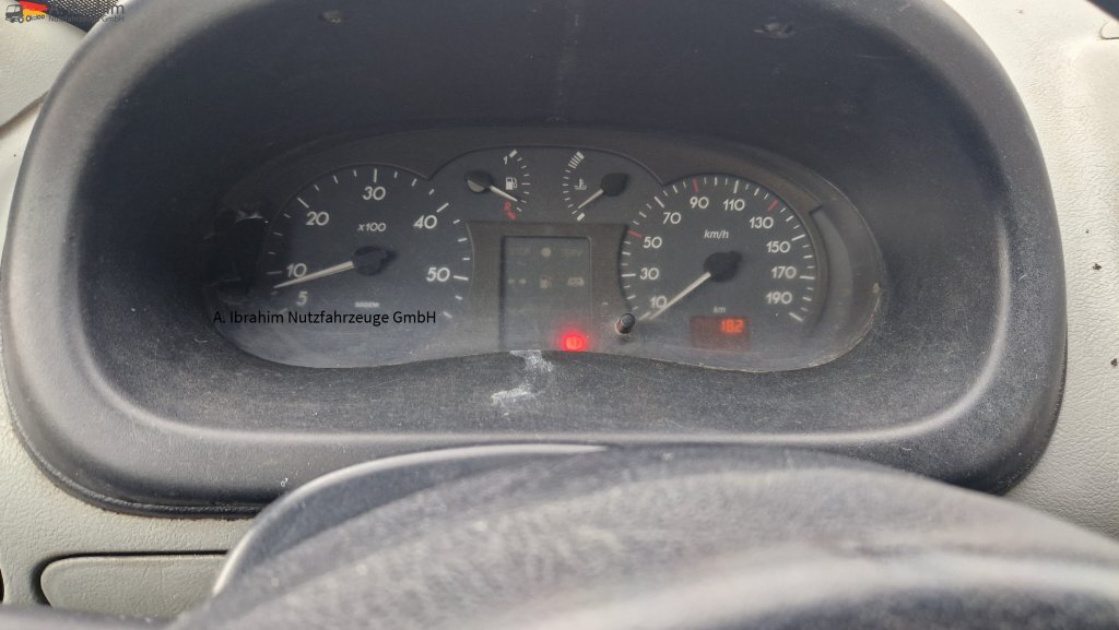 Renault 52AF, zwillingsbereift 2.8 nicht neu, aber läuft, - Цельнометаллический фургон: фото 2 Renault 52AF, zwillingsbereift 2.8 nicht neu, aber läuft, - Цельнометаллический фургон: фото 2