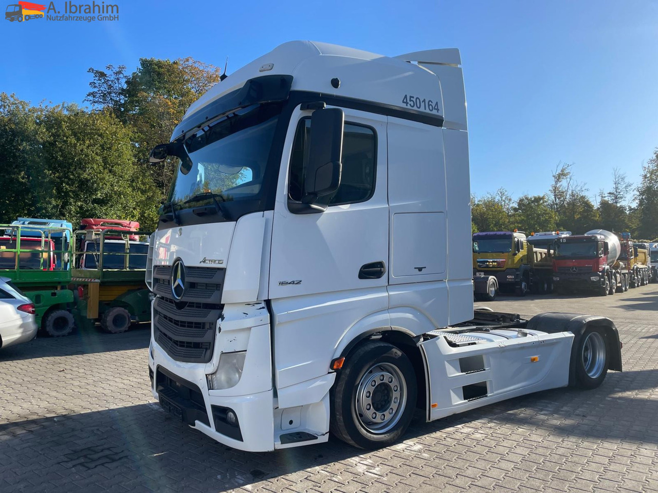 Mercedes-Benz 1842 LS Retarder Klima, Zustand gut, fehlerfrei deutsches Fahrzeug - Тягач: фото 1 Mercedes-Benz 1842 LS Retarder Klima, Zustand gut, fehlerfrei deutsches Fahrzeug - Тягач: фото 1