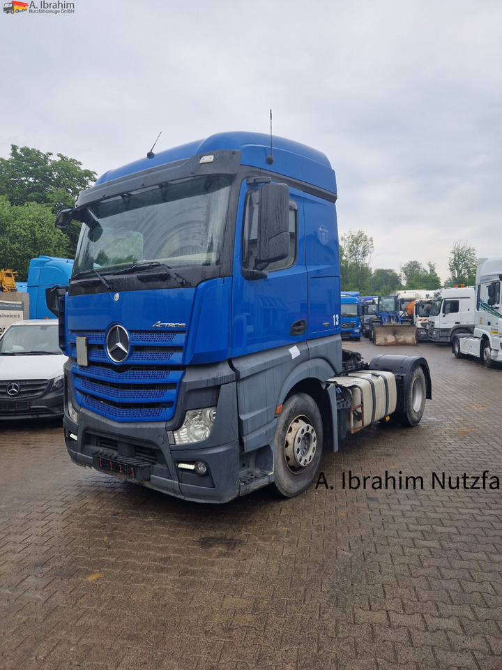 Mercedes-Benz 1845 Retarder Klima, Kühlschrank deutsches Fahrzeug - Тягач: фото 1 Mercedes-Benz 1845 Retarder Klima, Kühlschrank deutsches Fahrzeug - Тягач: фото 1