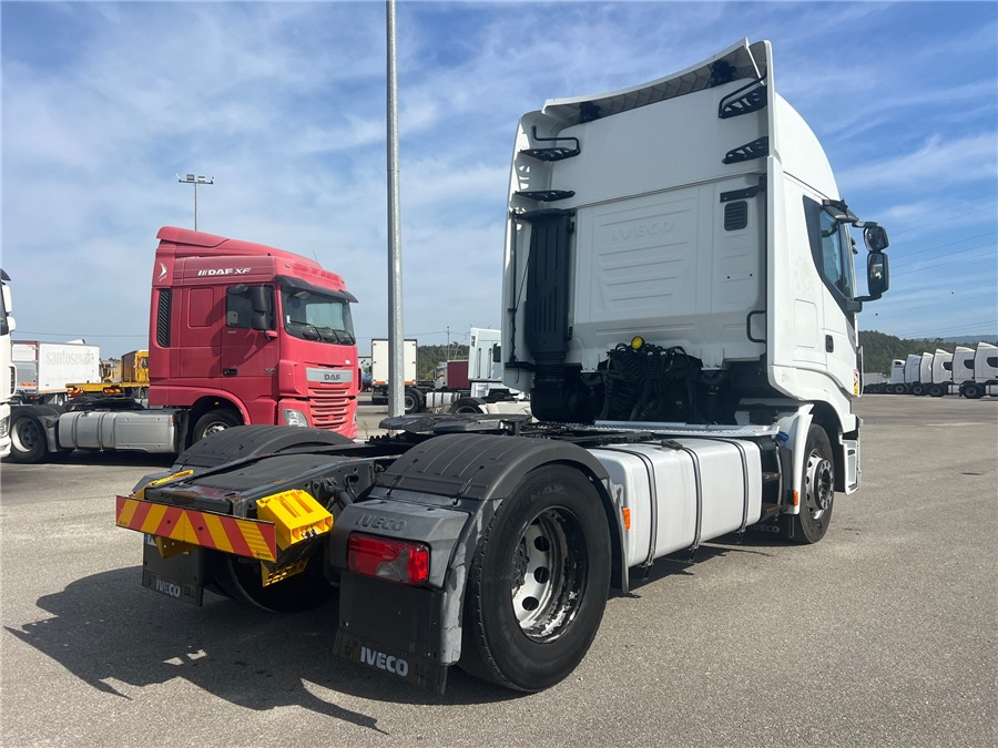 Iveco AS440S46T/P - Тягач: фото 4 Iveco AS440S46T/P - Тягач: фото 4