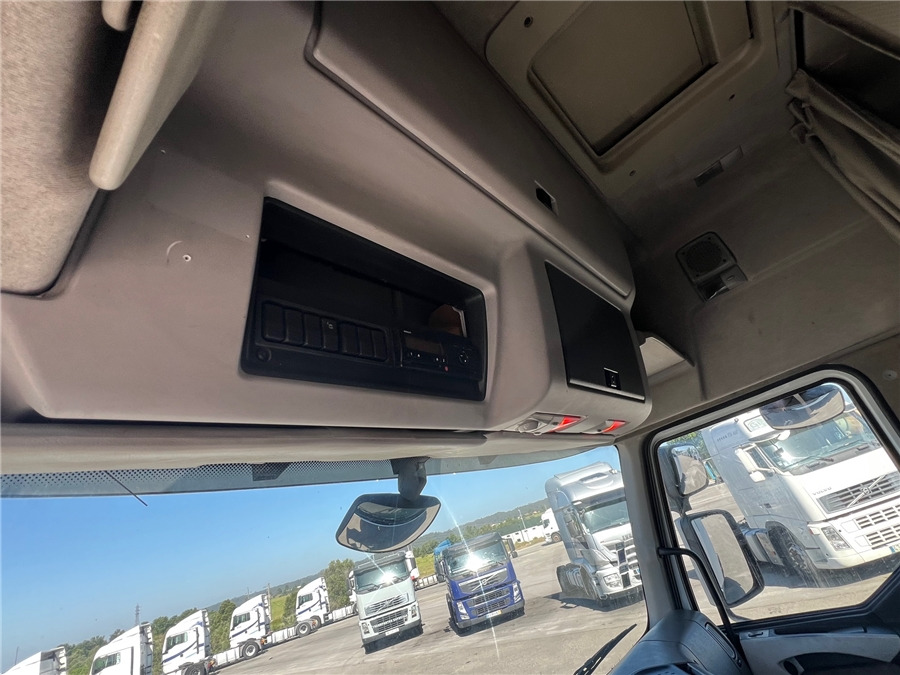 Тягач Renault PREMIUM: фото 16
