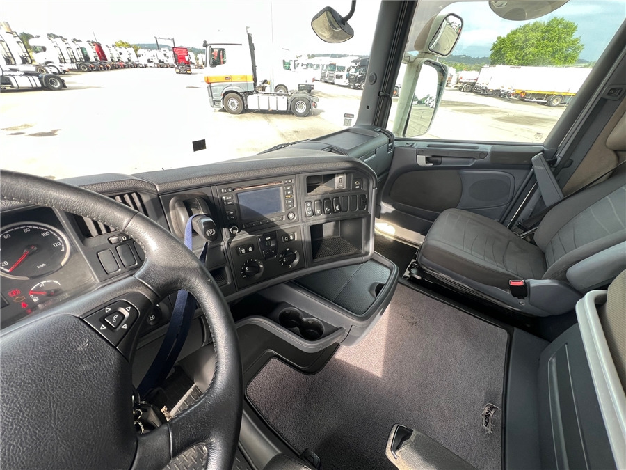Тягач Scania R450: фото 19