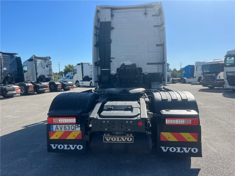 Volvo FH500/RETARDER/PCOOL - Тягач: фото 5 Volvo FH500/RETARDER/PCOOL - Тягач: фото 5