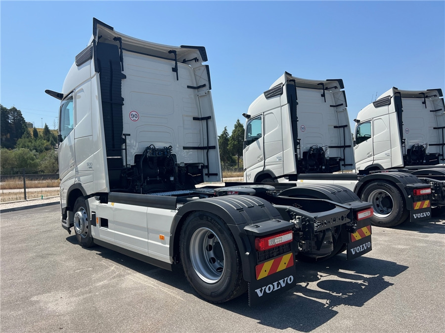 Volvo VOLVO AERO 500 retarder/airparkoll - Тягач: фото 4 Volvo VOLVO AERO 500 retarder/airparkoll - Тягач: фото 4