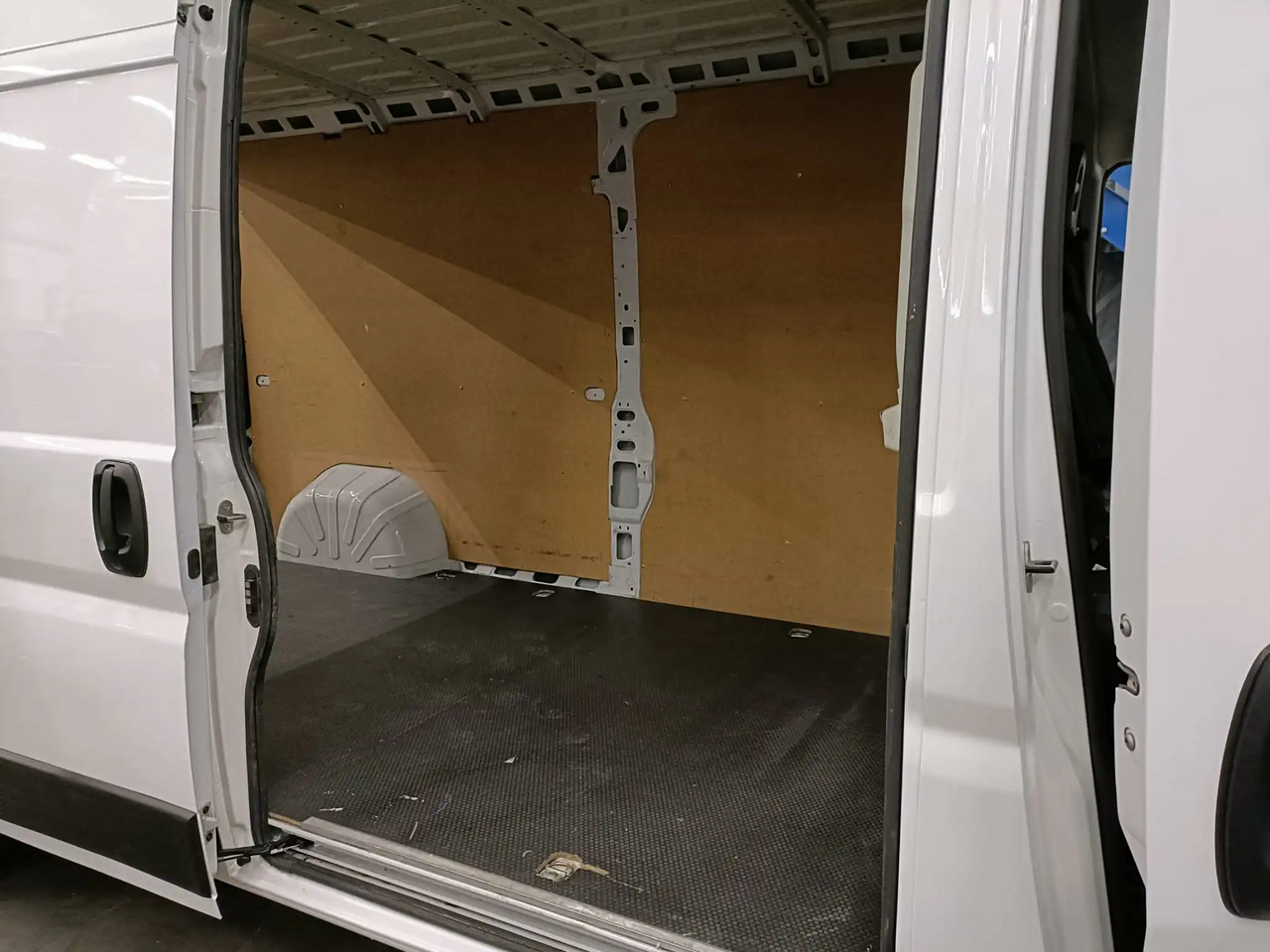 Цельнометаллический фургон FIAT DUCATO 35 L3H2 CNG METANO: фото 6