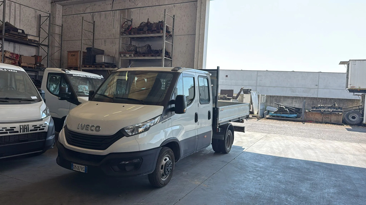 IVECO DAILY 35C16 DOPPIA CABINA RIBALTABILE TRILATERALE 3.0 - Малотоннажный самосвал: фото 1 IVECO DAILY 35C16 DOPPIA CABINA RIBALTABILE TRILATERALE 3.0 - Малотоннажный самосвал: фото 1