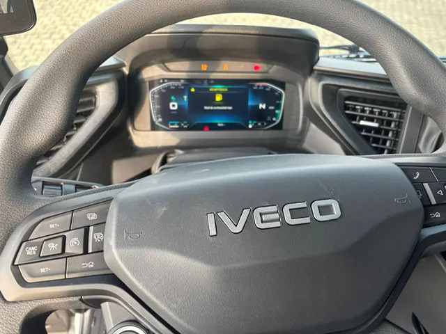 IVECO STRALIS S-WAY AS440S50 T/P - Грузовик-шасси: фото 3 IVECO STRALIS S-WAY AS440S50 T/P - Грузовик-шасси: фото 3